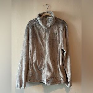 North Face. Fuzzy shell. XL
